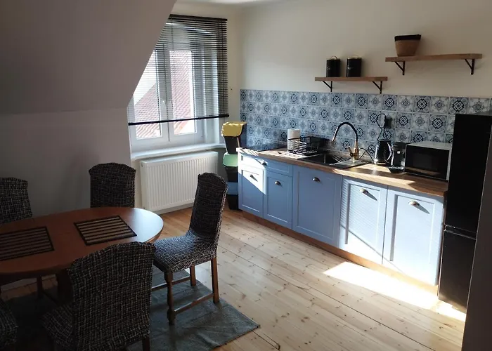 Apartament 27A